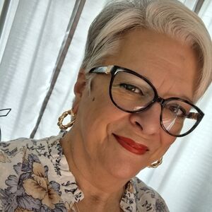 Meet your Posher, Kim